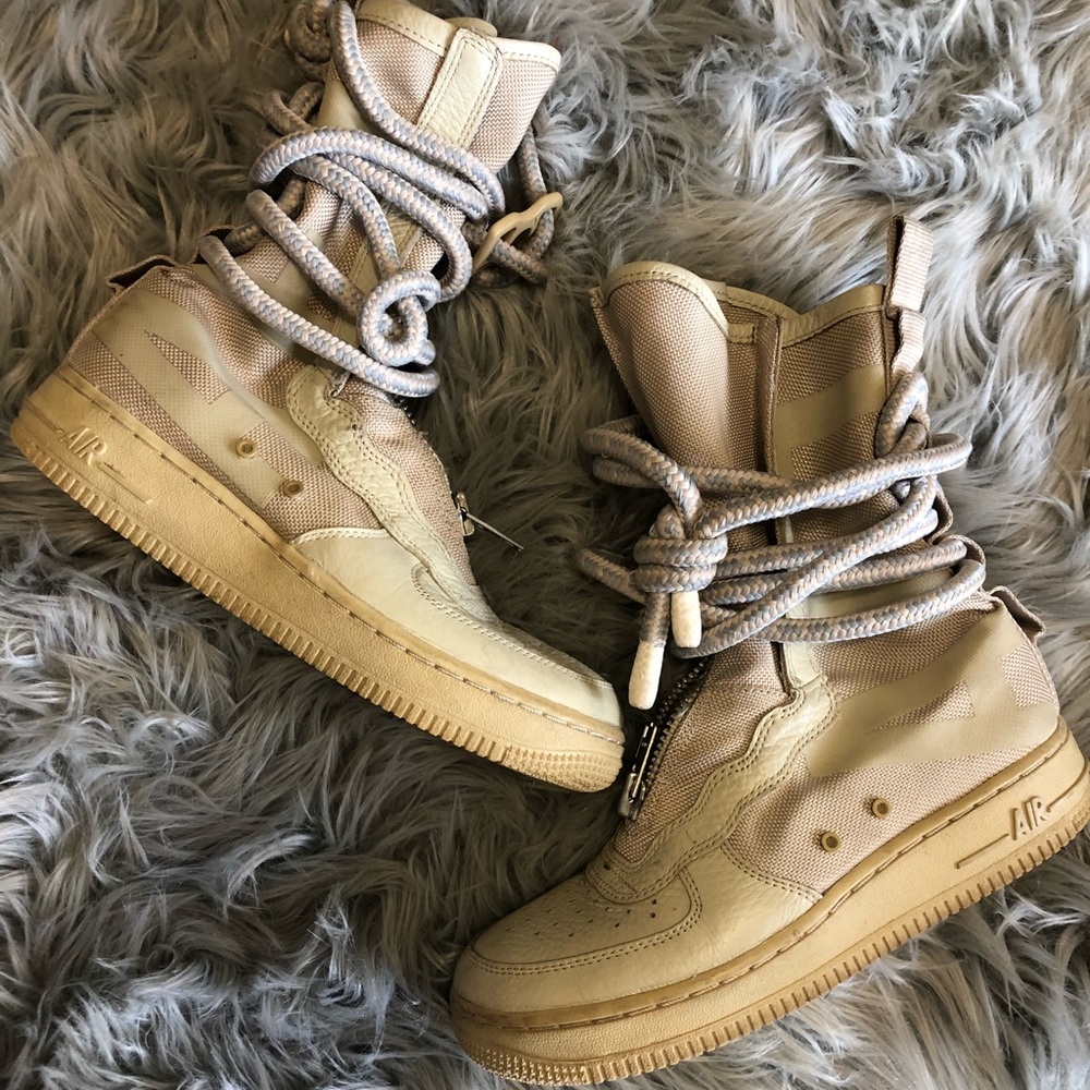 Nike SF Air Force 1 High Boot